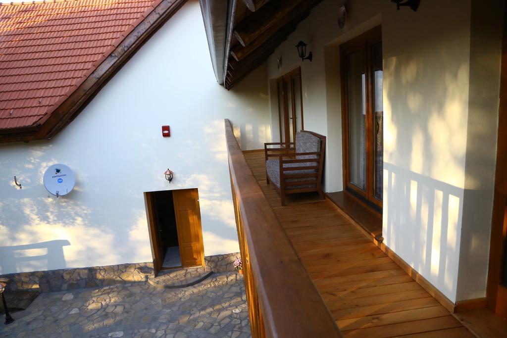 Pensiunea Moara Lu Antone Orastioara de Sus Luaran gambar